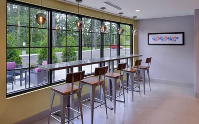 Photo 3 - Holiday Inn Express & Suites Bryant - Benton Area by IHG