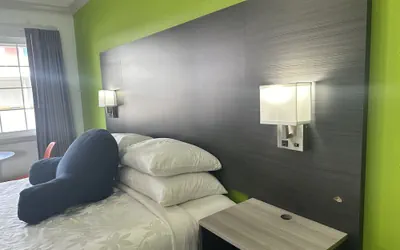 Photo 5 - Signature Inn Winnemucca