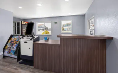Photo 3 - Days Inn by Wyndham Arroyo Grande/Pismo Beach