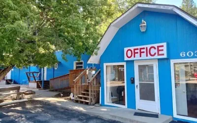 Photo 3 - The Brookside Motel Keystone Near Mt Rushmore