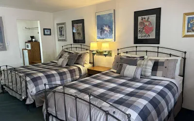 Photo 4 - Columbine INN