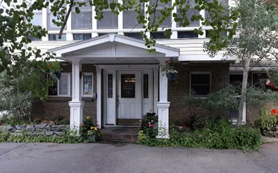 Photo 3 - Columbine INN