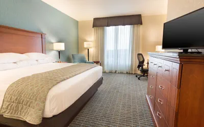 Photo 5 - Drury Inn & Suites Burlington