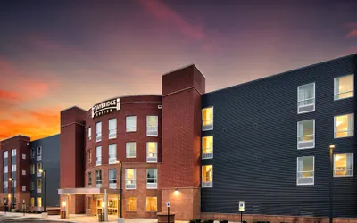 Photo 2 - Staybridge Suites Marquette by IHG