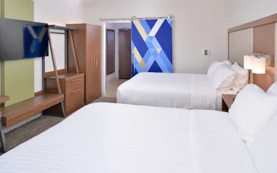 Photo 5 - Holiday Inn Express & Suites Madison by IHG