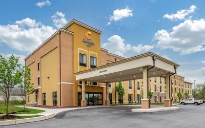 Photo 2 - Comfort Inn PA Turnpike - 1-81