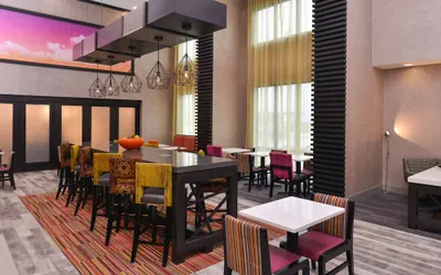 Photo 3 - Hampton Inn & Suites Ames