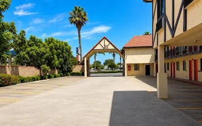 Executive Suites Inn