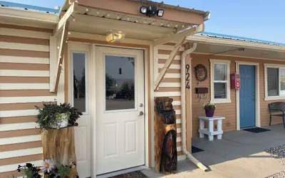 Photo 2 - El Rancho Motel