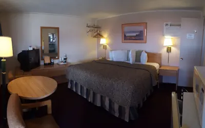 Photo 3 - Cortez Cozy Inn