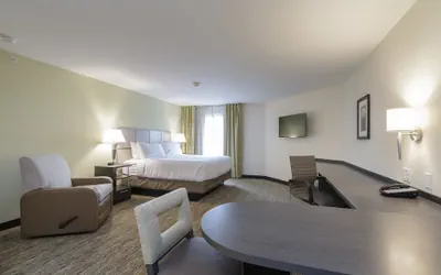 Photo 4 - Candlewood Suites Mishawaka North by IHG
