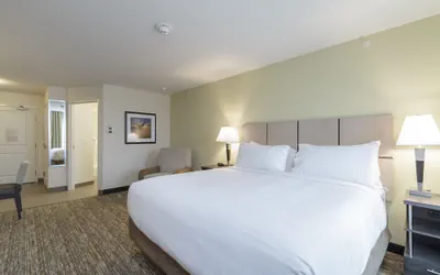 Photo 3 - Candlewood Suites Mishawaka North by IHG