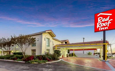 Photo 2 - Red Roof Inn Plano