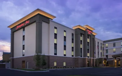 Photo 2 - Hampton Inn by Hilton Hattiesburg