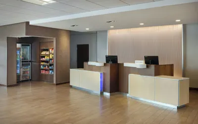 Photo 3 - Fairfield Inn & Suites by Marriott Lincoln Southeast