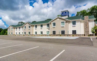 Photo 2 - Cobblestone Hotel & Suites - Harborcreek