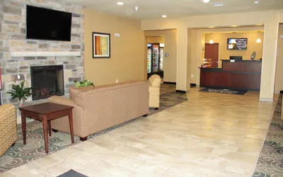Photo 4 - Cobblestone Hotel & Suites – Devils Lake