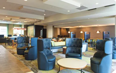 Photo 3 - Courtyard by Marriott Seattle Everett Downtown
