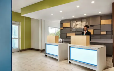 Holiday Inn Express & Suites Salisbury by IHG