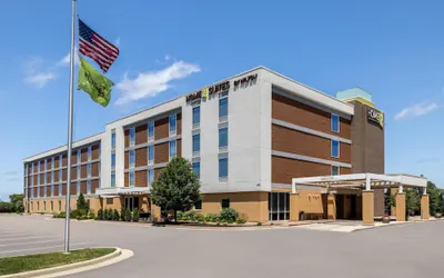 Photo 2 - Home2 Suites by Hilton Milwaukee Brookfield