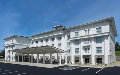 Photo 2 - Tannery Suites