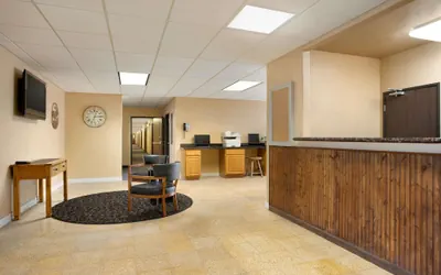 Photo 5 - Travelodge by Wyndham Gillette