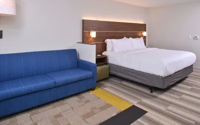Photo 5 - Holiday Inn Express & Suites Omaha Airport by IHG