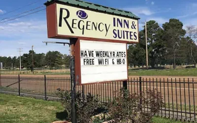 Photo 2 - Regency Inn & Suites