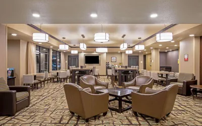 Photo 3 - La Quinta Inn & Suites by Wyndham Gillette
