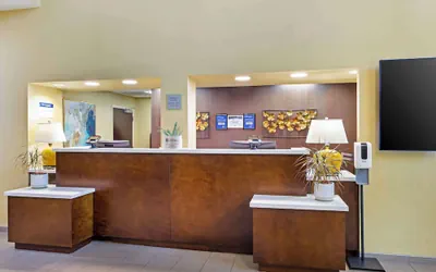 Photo 4 - Best Western Plus Thornburg Inn & Suites