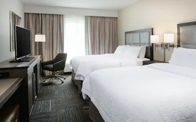 Photo 5 - Hampton Inn & Suites Mason City
