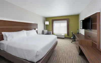 Photo 4 - Holiday Inn Express Troy by IHG