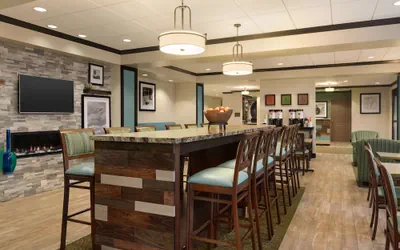Photo 4 - Hampton Inn Elko