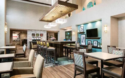 Photo 5 - Hampton Inn & Suites Hudson