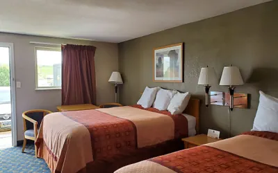 Photo 5 - Budget Inn Express Douglas