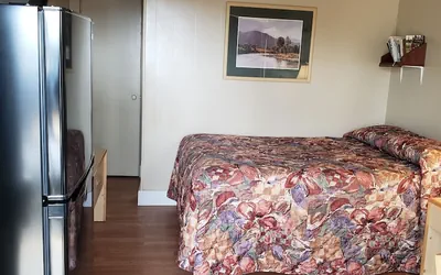 Photo 5 - Brickyard Inn