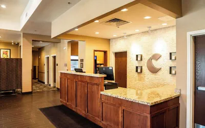 Photo 4 - Comfort Suites Brookings near University