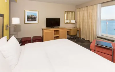 Photo 5 - Hampton Inn Palatka
