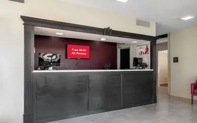 Photo 5 - Red Roof Inn Murray