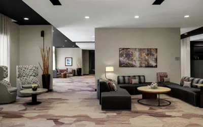 Photo 4 - Courtyard by Marriott Omaha Bellevue Beardmore Event Center