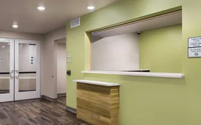 Photo 4 - WoodSpring Suites Houston IAH Airport