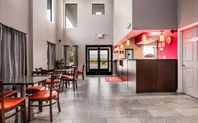 Photo 5 - Econo Lodge Forrest City I-40
