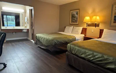 Photo 2 - Paris Inn and Suites