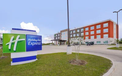 Photo 2 - Holiday Inn Express Donaldsonville by IHG