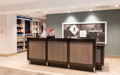 Photo 3 - Hampton Inn & Suites Chicago Schaumburg