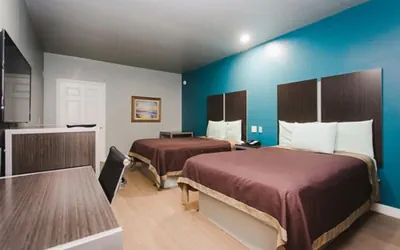 Photo 5 - Econo Lodge Inn & Suites Channelview - Houston East