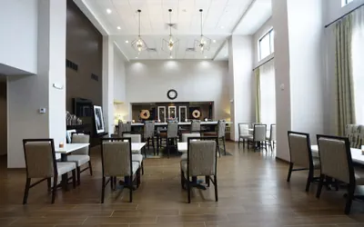 Photo 3 - Hampton Inn & Suites Ponca City