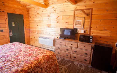 Photo 4 - Bryce Gateway Inn & Cabins