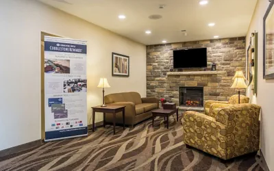 Photo 3 - Cobblestone Hotel & Suites - Erie
