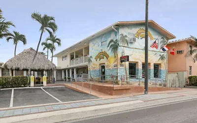 Photo 4 - Hollywood Beach Seaside